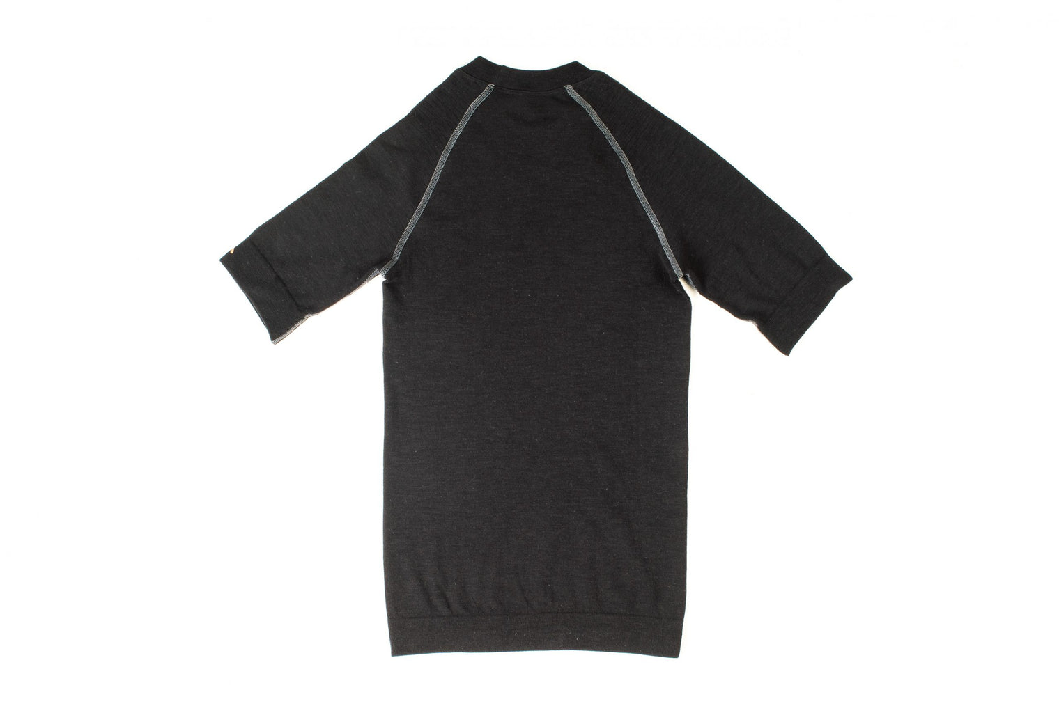 Loomi Betatec short Sleeve Merino Base Layer, rear view.